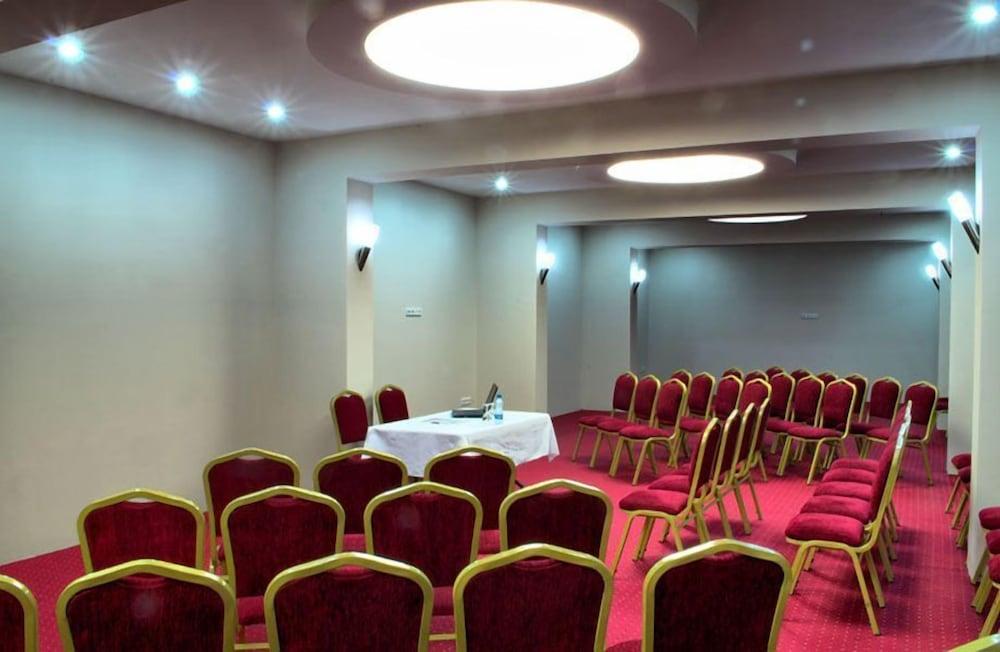 Hotel Golden Gate Kusadası Extérieur photo
