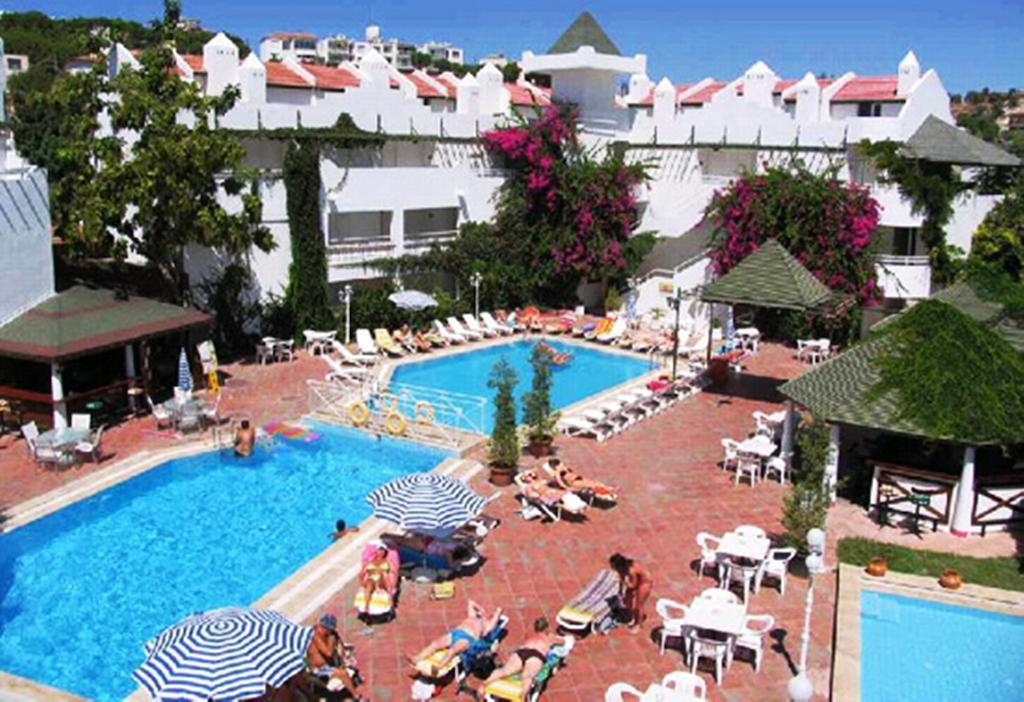 Hotel Golden Gate Kusadası Extérieur photo
