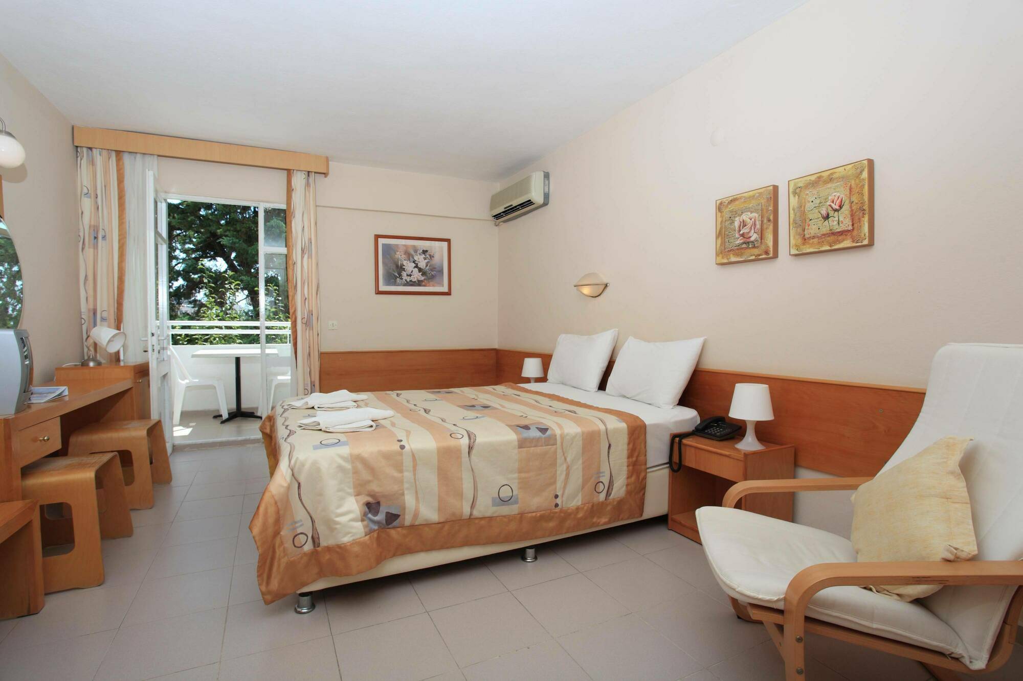Hotel Golden Gate Kusadası Extérieur photo